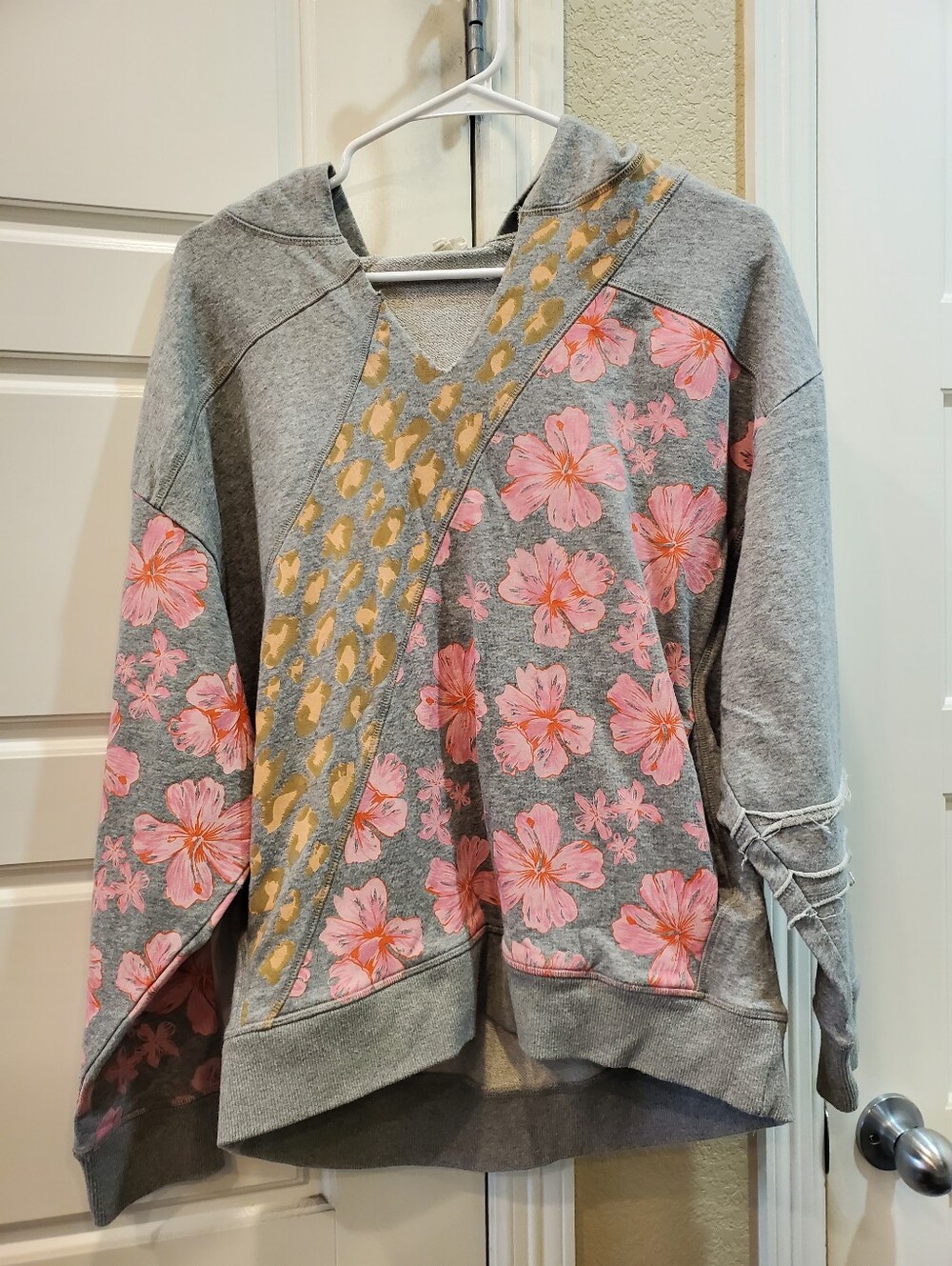 Easel Hooded Sweatshirt